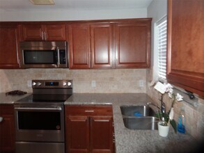 1606 Quail Run in Brookshire, TX - Building Photo - Building Photo