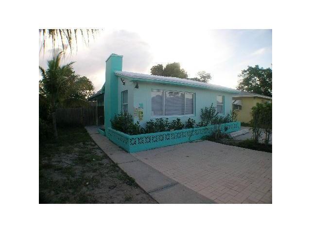 1015 S K St in Lake Worth, FL - Building Photo