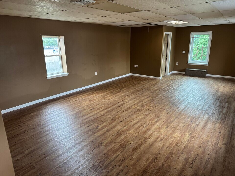 207 N 1st St, Unit C in Lehighton, PA - Building Photo