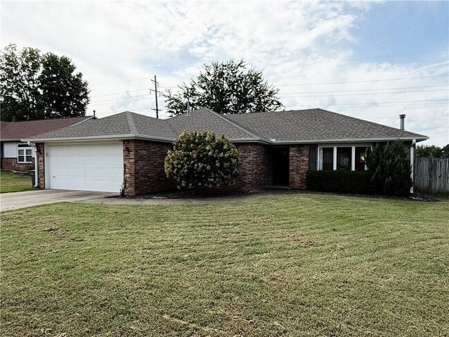 1431 N Genoa Ave in Fayetteville, AR - Building Photo - Building Photo