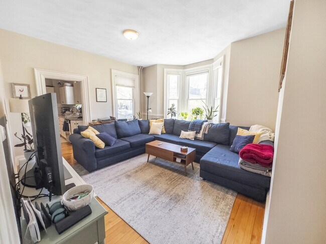 68 Pleasant St in Cambridge, MA - Building Photo - Building Photo