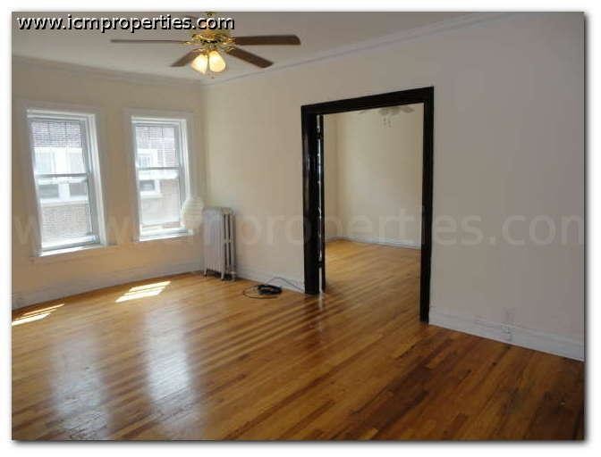 2000 W Foster Ave-Unit -2008-3 (FP) in Chicago, IL - Building Photo