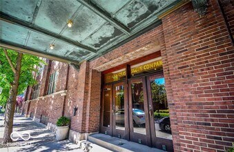 430 N Park Ave in Indianapolis, IN - Building Photo - Building Photo