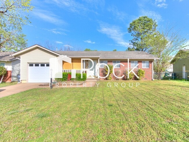 property at 2713 S Norwood Ave