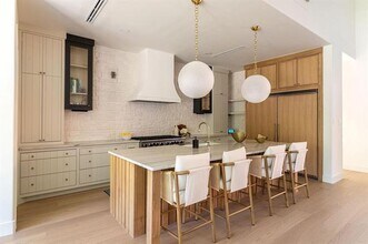 3815 Dunhaven Rd in Dallas, TX - Building Photo - Building Photo