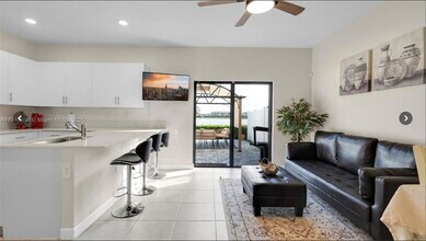 3290 W 114th Terrace in Hialeah, FL - Building Photo - Building Photo