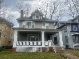 1329 South St in Springfield, IL - Building Photo