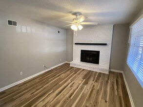 23 Port Royal Dr in Savannah, GA - Building Photo - Building Photo