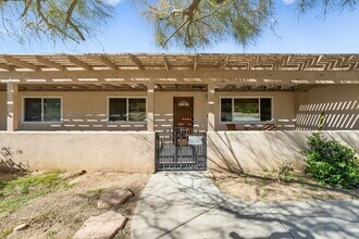 58328 Bonanza Dr in Yucca Valley, CA - Building Photo - Building Photo