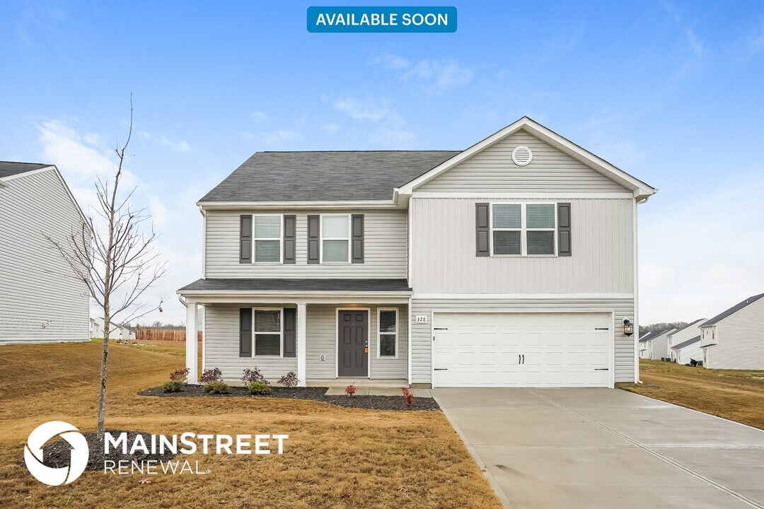 328 Iron Horse Ln in Burlington, NC - Building Photo