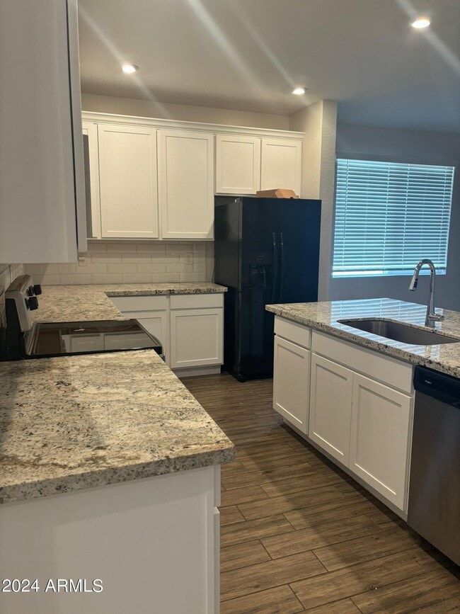 2002 E Brooklyn Dr in Casa Grande, AZ - Building Photo - Building Photo