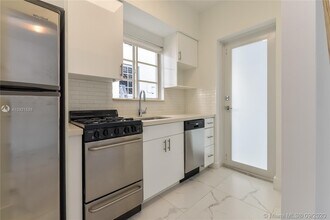 1615 Jefferson Ave-Unit -1600-25 in Miami Beach, FL - Building Photo - Building Photo
