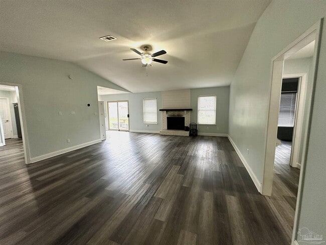 5272 Westwind Cir in Pensacola, FL - Building Photo - Building Photo