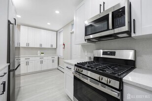 3458 John F. Kennedy Blvd in Jersey City, NJ - Building Photo