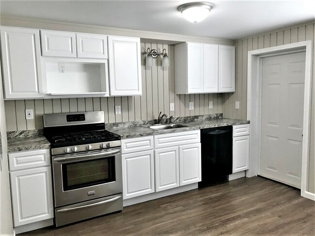 317 Gilman Ave in Marietta, OH - Building Photo - Building Photo