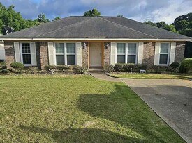 5214 Kingsberry St in Columbus, GA - Building Photo