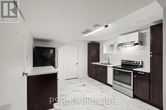 property at 301 Banksia Ct