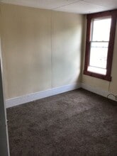 709 20th St, Unit 2 in Altoona, PA - Foto de edificio - Building Photo