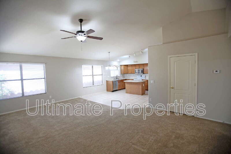 15256 W Melissa Ln in Surprise, AZ - Foto de edificio
