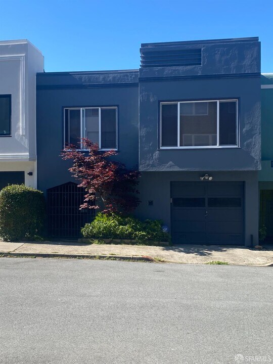 487 Los Palmos Dr in San Francisco, CA - Building Photo