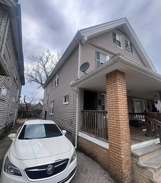 1252 E 134th St in East Cleveland, OH - Building Photo - Building Photo