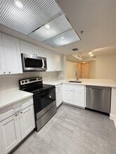 5015 Wiles Rd in Coconut Creek, FL - Building Photo - Building Photo