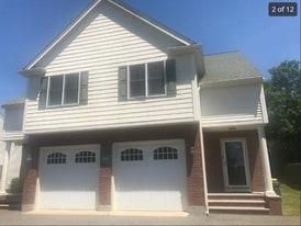 966 Washington St in Weymouth, MA - Building Photo