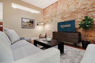 822 Perdido St in New Orleans, LA - Building Photo - Building Photo