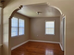 4411 Rhodes Dr in New Orleans, LA - Building Photo - Building Photo