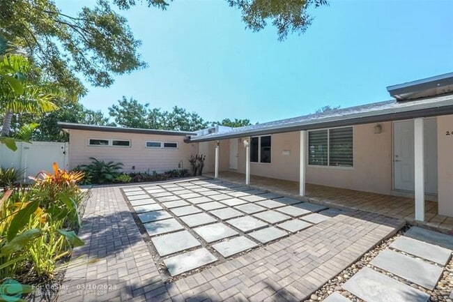 2016 NE 14th Ct in Fort Lauderdale, FL - Building Photo - Building Photo