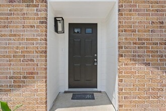 10100 Woodglen Dr in Austin, TX - Building Photo - Building Photo