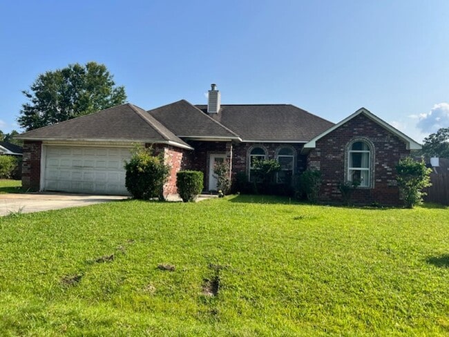property at 2005 Parkview Dr