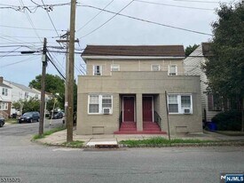 26 Harrison St, Unit 2L in Belleville, NJ - Building Photo