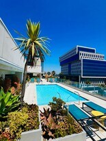 The William on Sunset in Los Angeles, CA - Building Photo