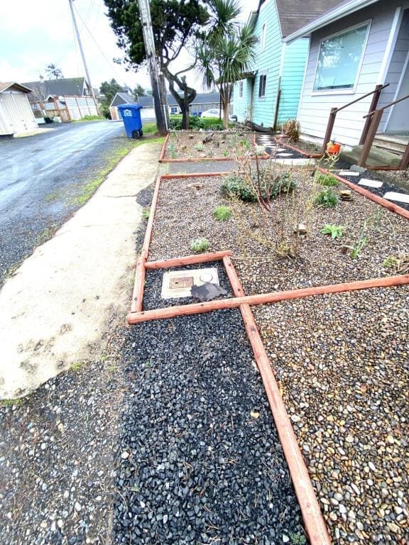 513 NW Brook St in Newport, OR - Building Photo - Building Photo