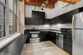 540 N Lake Shore Dr in Chicago, IL - Building Photo - Building Photo