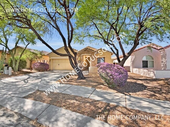 property at 1096 W Versilia Dr