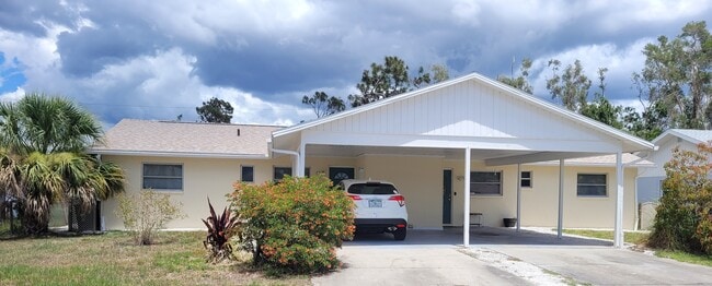 185 Golf Club Lane, Unit 185 Golf Club LN in Venice, FL - Building Photo - Building Photo