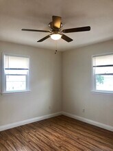 256 S Alexandria Ave in Los Angeles, CA - Foto de edificio - Building Photo