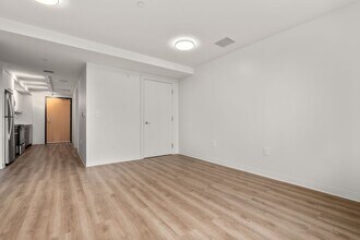 280 Western in Allston, MA - Foto de edificio - Building Photo