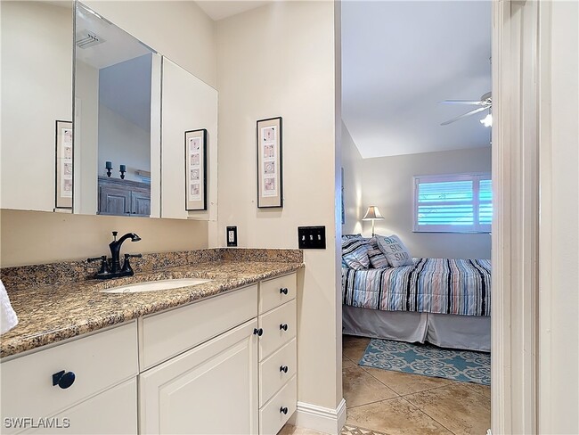 109 Tanglewood Ct in Naples, FL - Building Photo - Building Photo