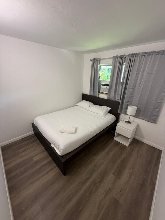 1017 NE 14th Ave in Fort Lauderdale, FL - Building Photo