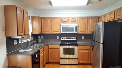 340 Amir Cir in Matthews, NC - Building Photo - Building Photo