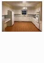 23 E Main St in Port Jervis, NY - Building Photo