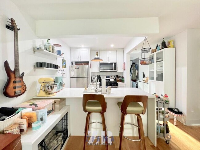 302 Nostrand Ave in Brooklyn, NY - Building Photo - Building Photo