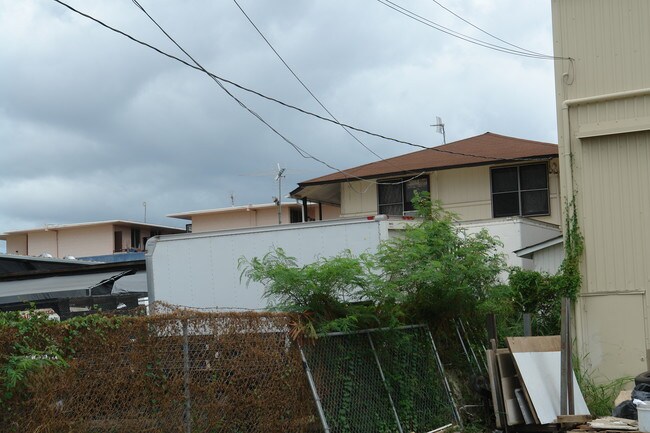 94-171 Leokane St in Waipahu, HI - Building Photo - Building Photo