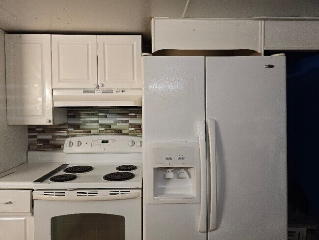 2335 Cochran St in Lakeland, FL - Foto de edificio - Building Photo