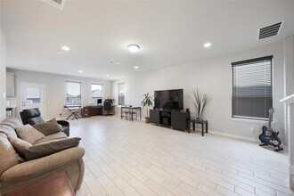 108 Drifter Ln in Jarrell, TX - Building Photo - Building Photo