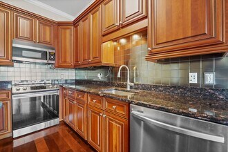 20 Ave At Port Imperial in West New York, NJ - Building Photo - Building Photo