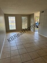 3240 Forest Glen St in Memphis, TN - Building Photo - Building Photo